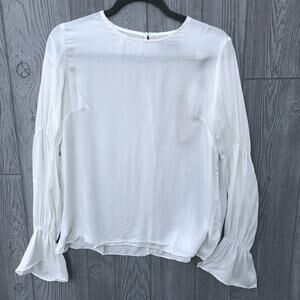 Mustard Seed• White Bell Sleeve Blouse